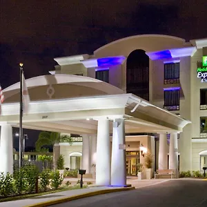 Express & Tampa-usf-busch Gardens By Ihg Hotel Tampa