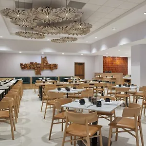 Отель Sheraton Downtown